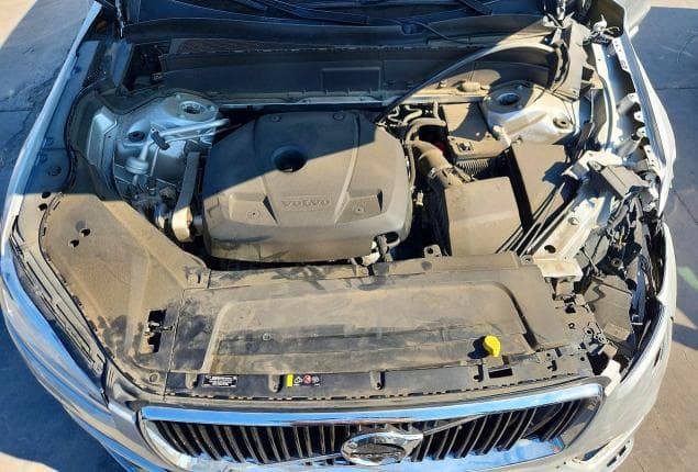 2018 VOLVO XC90 T5 12