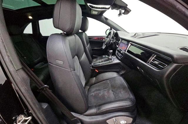 2021 PORSCHE MACAN 5