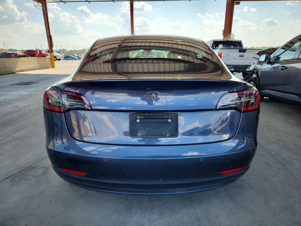 2022 TESLA MODEL 3 6