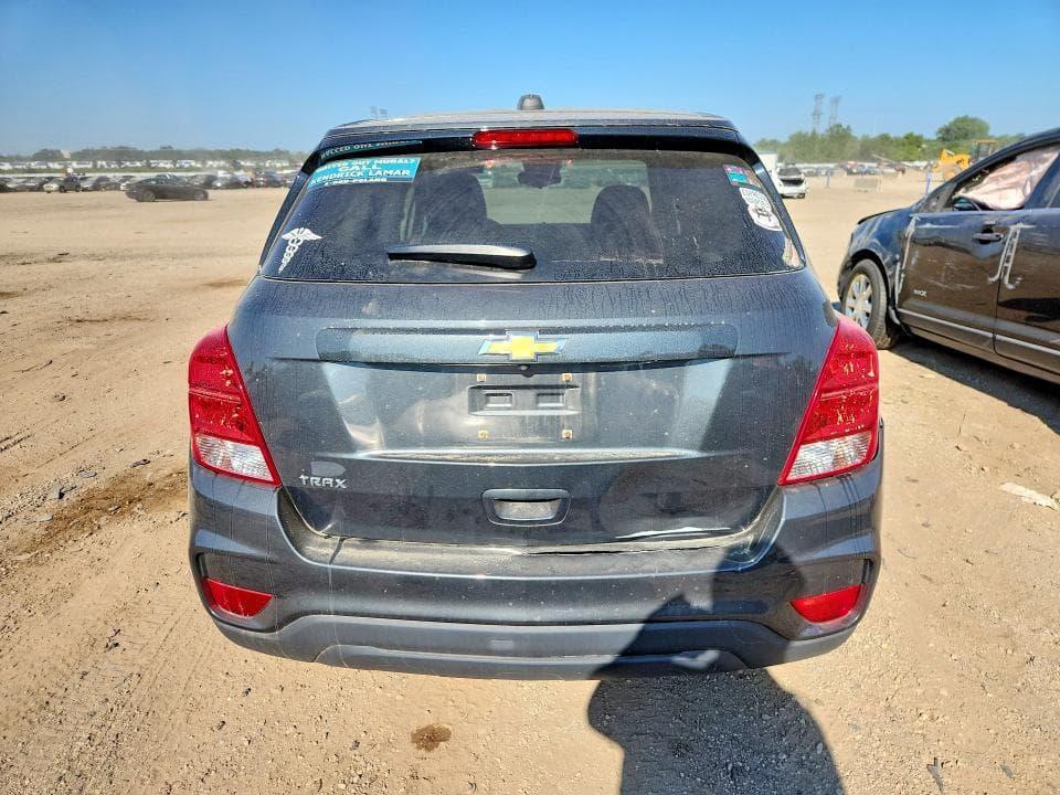 2019 CHEVROLET TRAX LS 6