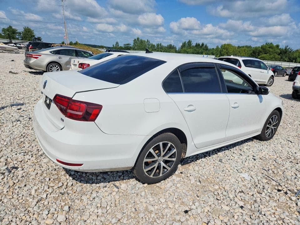 2018 VOLKSWAGEN JETTA SE 3