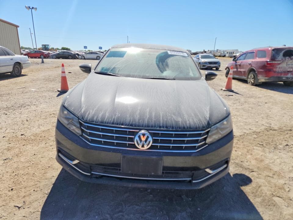 2017 VOLKSWAGEN PASSAT S 5