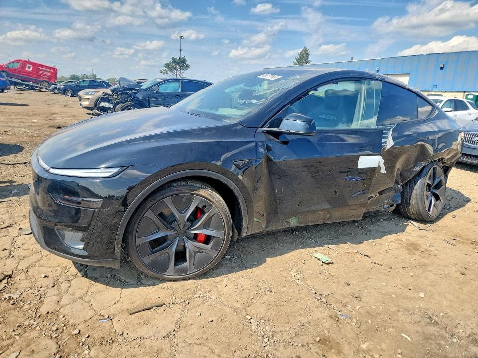 2026 TESLA MODEL Y - 1