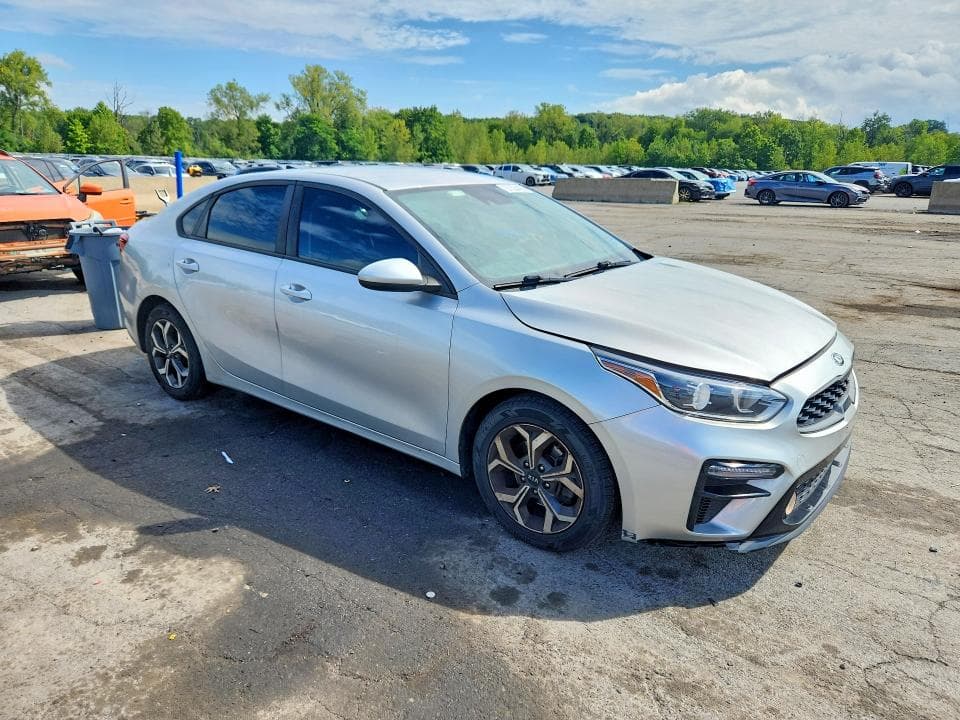 2019 KIA FORTE 4