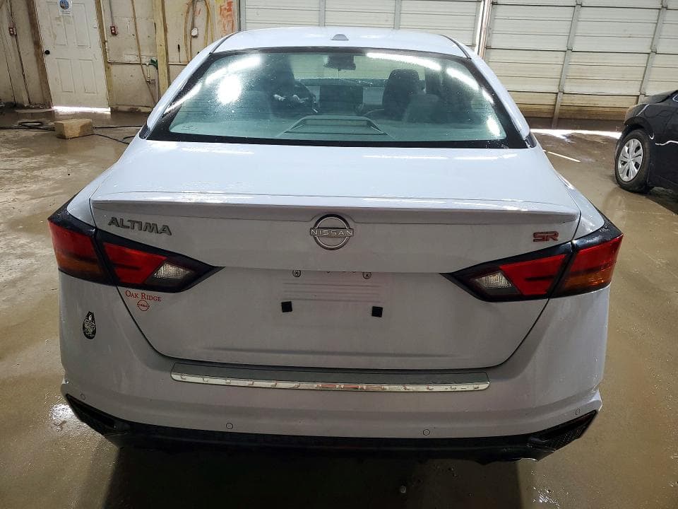 2023 NISSAN ALTIMA SR 6