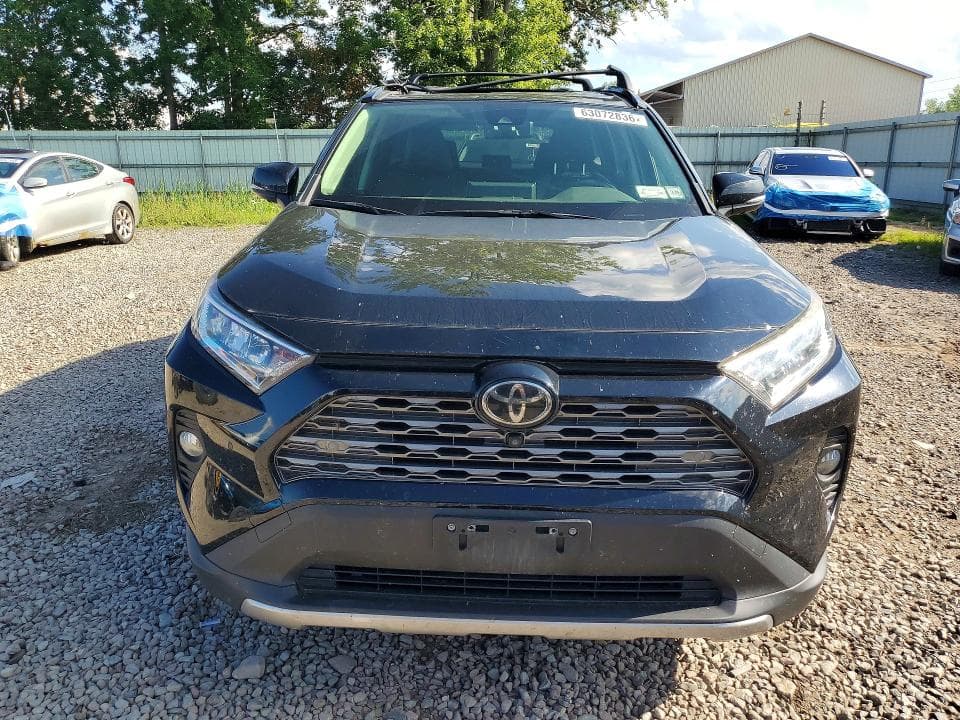 2019 TOYOTA RAV4 LIMITED 5