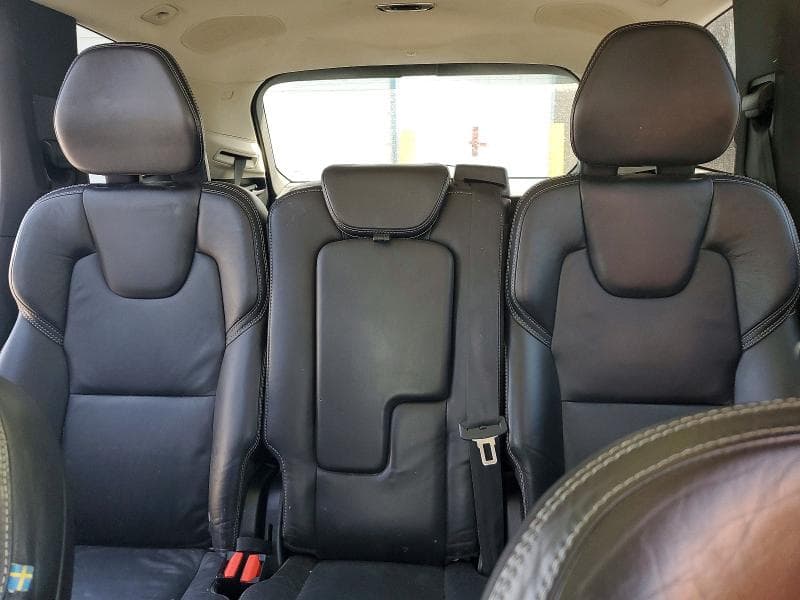 2017 VOLVO XC90 T6 10