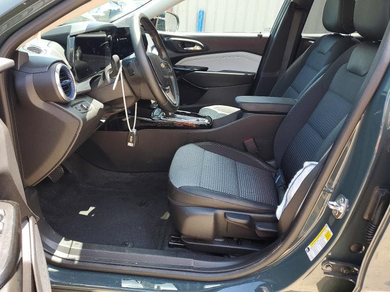 2025 CHEVROLET TRAX 1LT 7