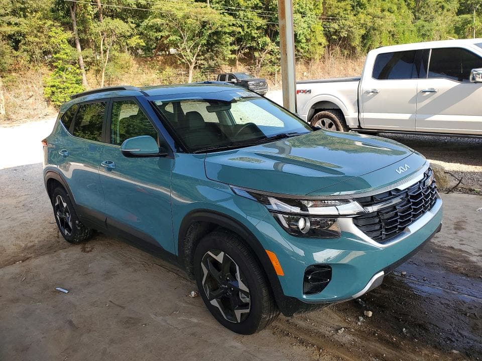 2025 KIA SELTOS EX 4