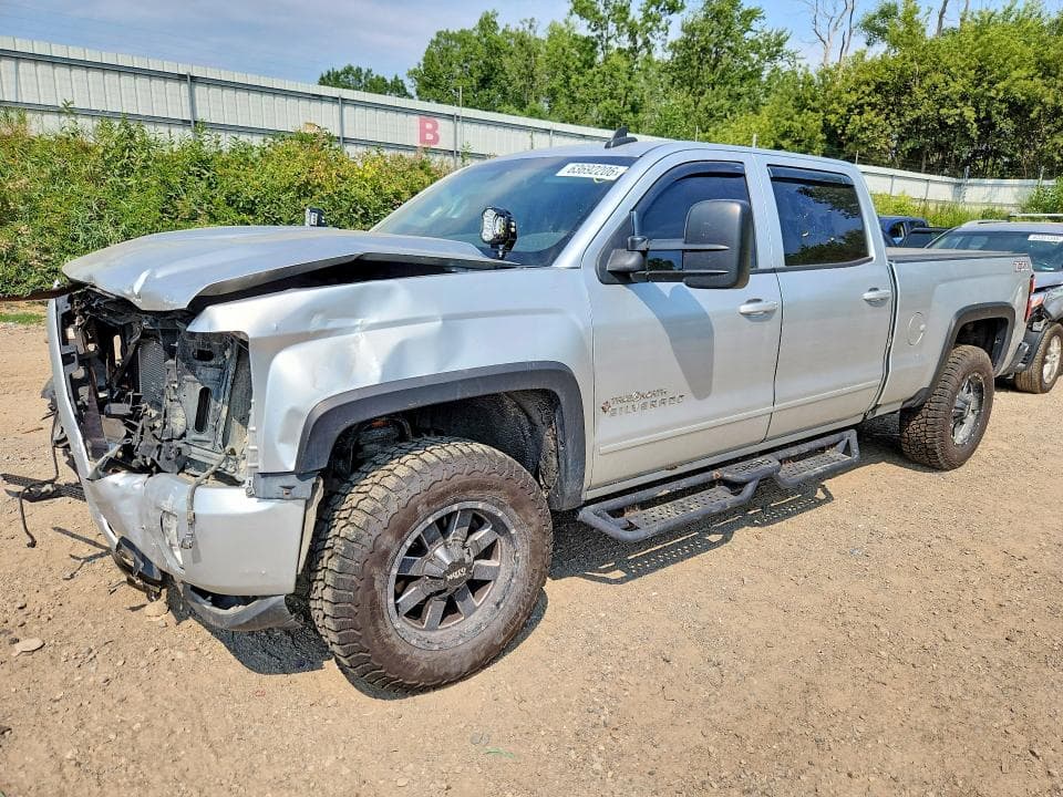 2017 CHEVROLET SILVERADO K1500 LT - 1