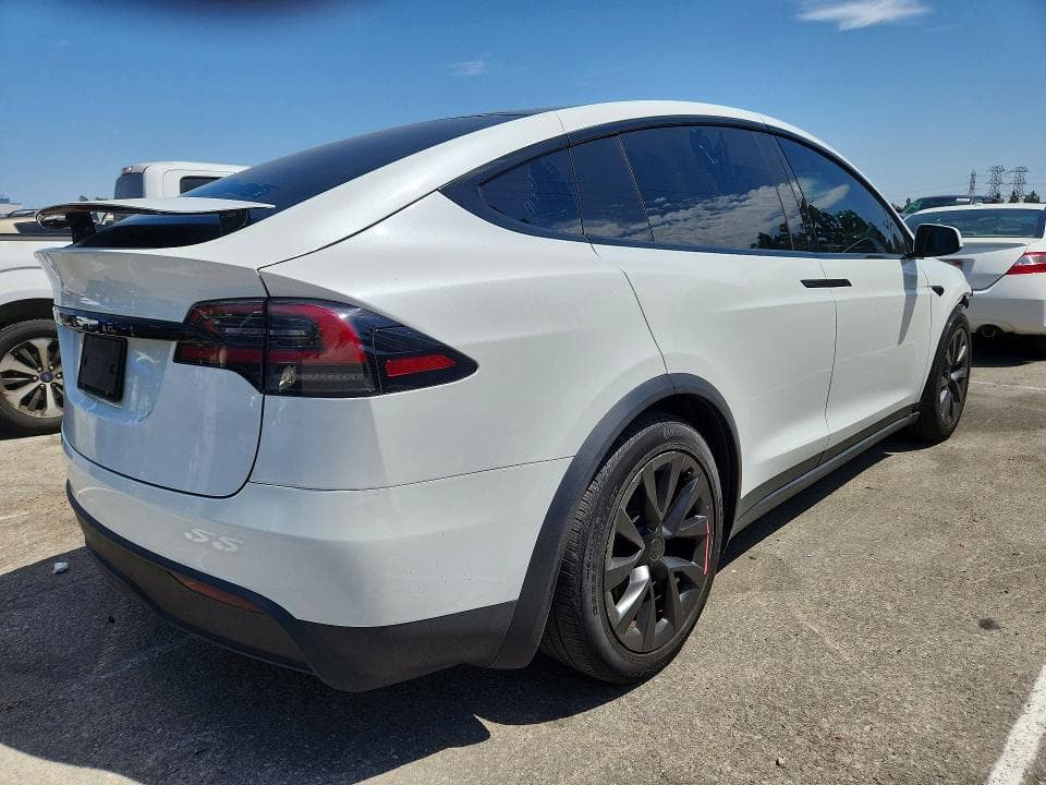 2023 TESLA MODEL X 3