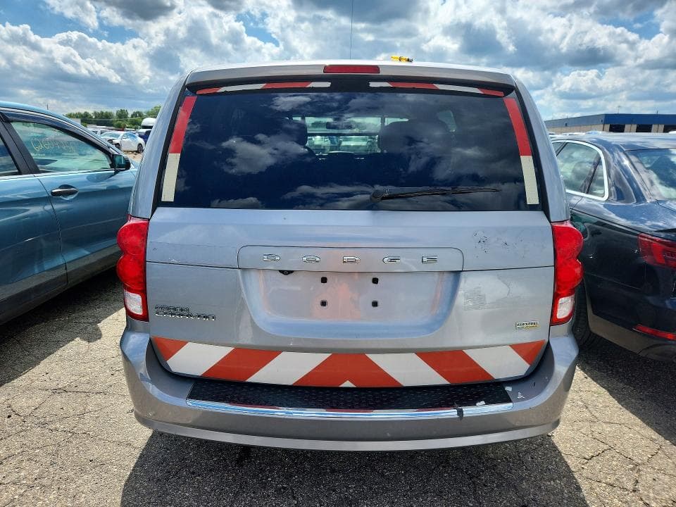 2019 DODGE GRAND CARAVAN SE 6