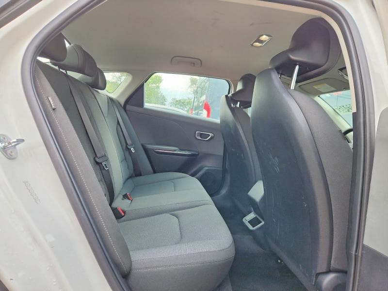 2025 KIA K4 LXS 10