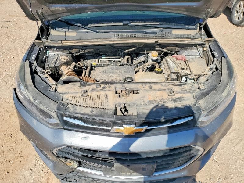 2020 CHEVROLET TRAX LS 11
