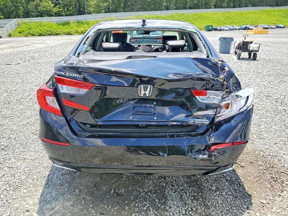 2018 HONDA ACCORD TOURING HYBRID 6