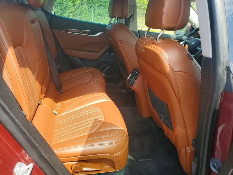 2017 MASERATI LEVANTE LUXURY 11