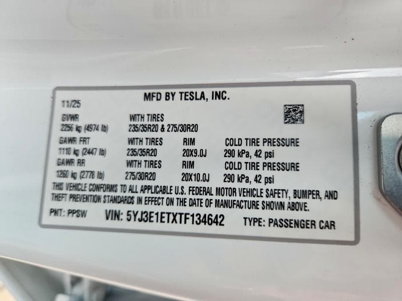 2026 TESLA MODEL 3 12