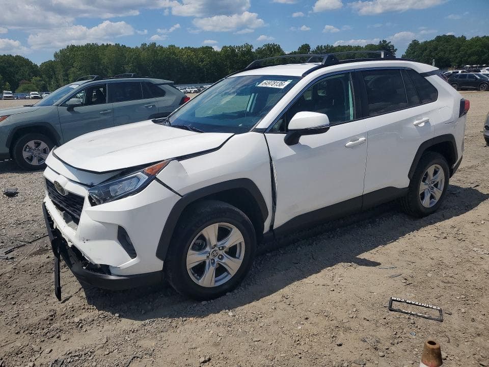 2020 TOYOTA RAV4 XLE - 1