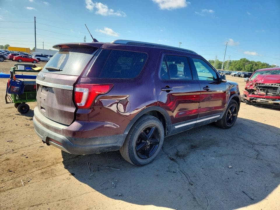 2019 FORD EXPLORER XLT 3