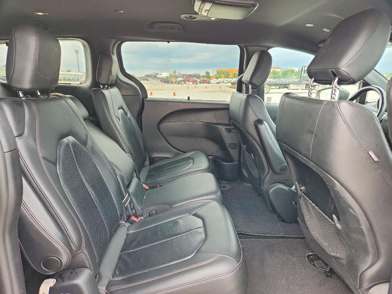 2020 CHRYSLER PACIFICA TOURING L 11