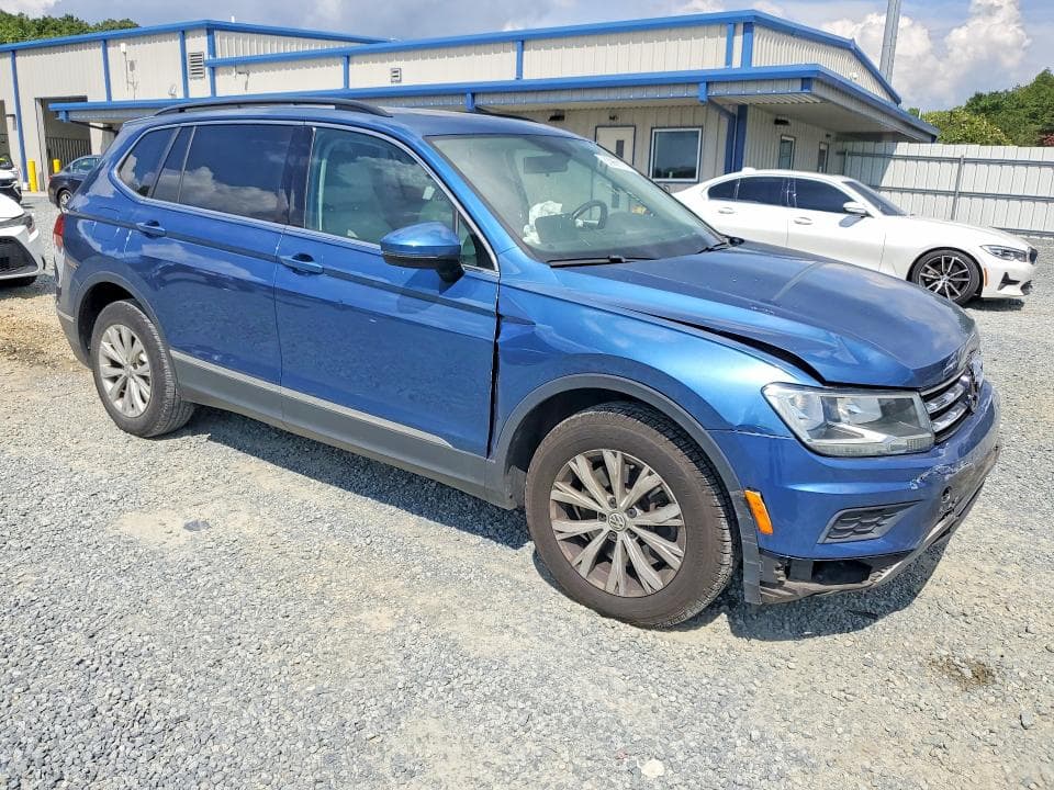 2018 VOLKSWAGEN TIGUAN SE SE 4