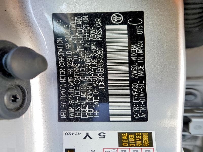 2017 TOYOTA PRIUS TWO 13