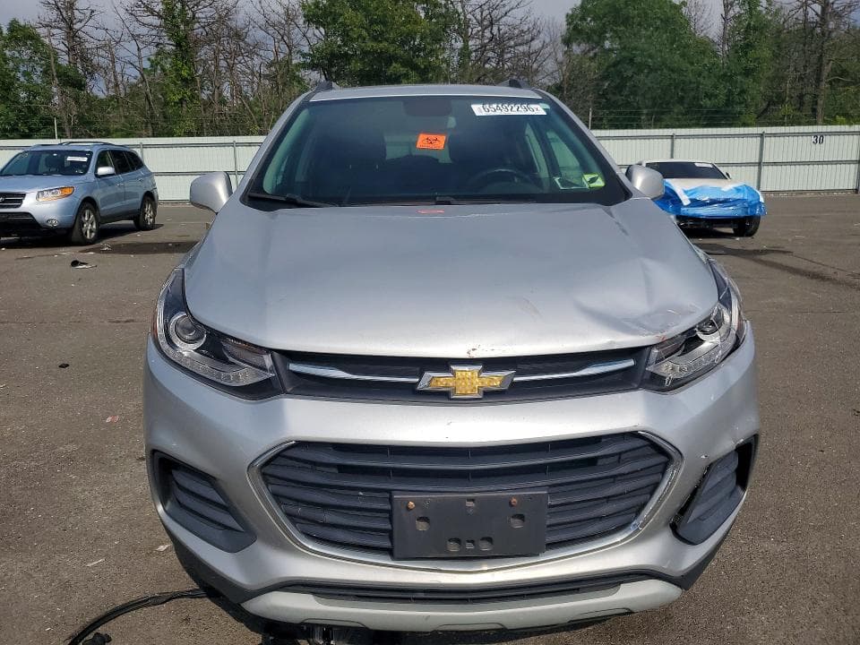 2021 CHEVROLET TRAX 1LT 5