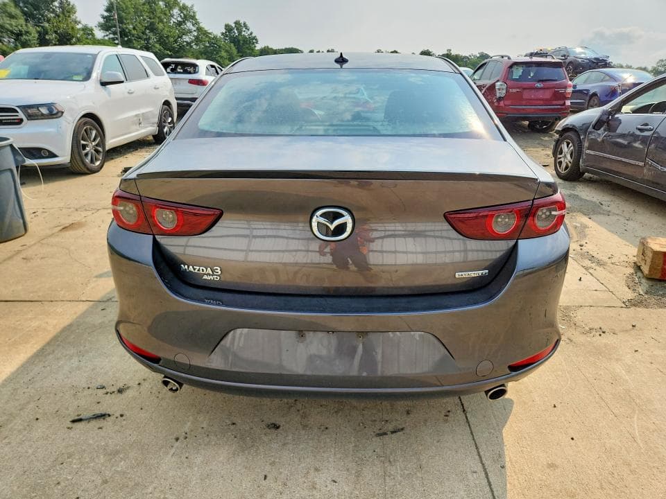 2020 MAZDA 3 PREMIUM 6