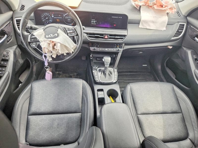 2024 KIA SELTOS EX 8