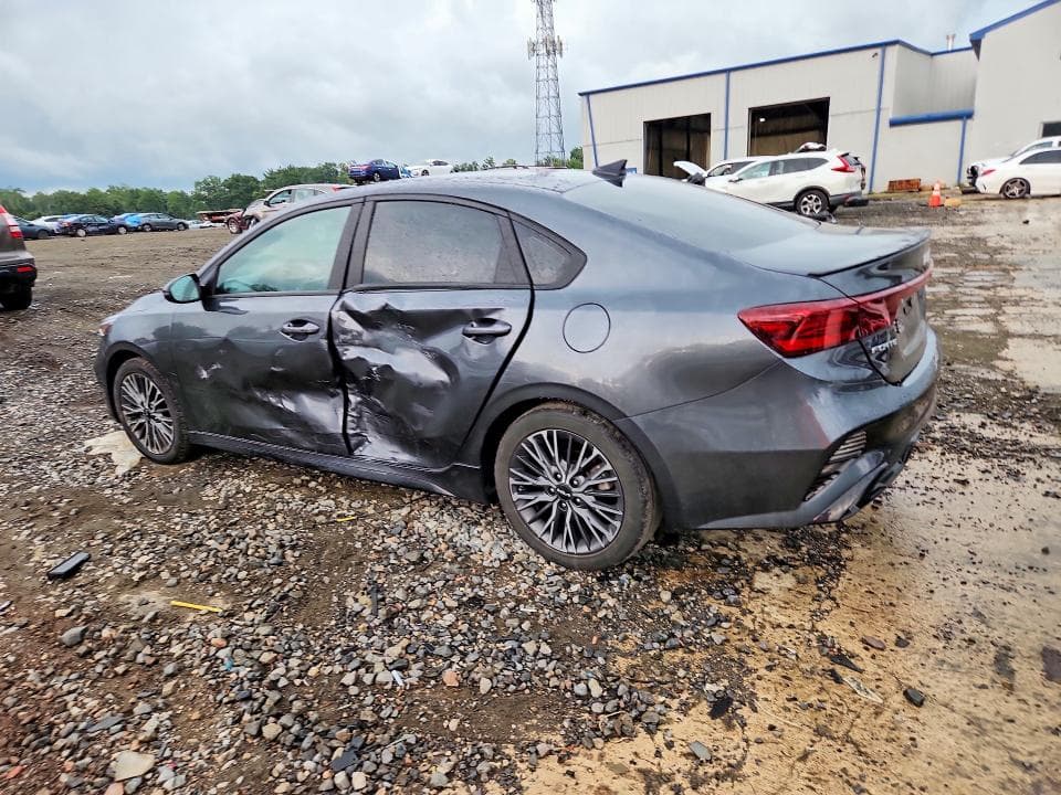 2022 KIA FORTE GT LINE 2