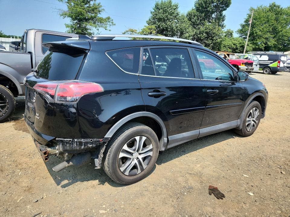 2017 TOYOTA RAV4 LE 3