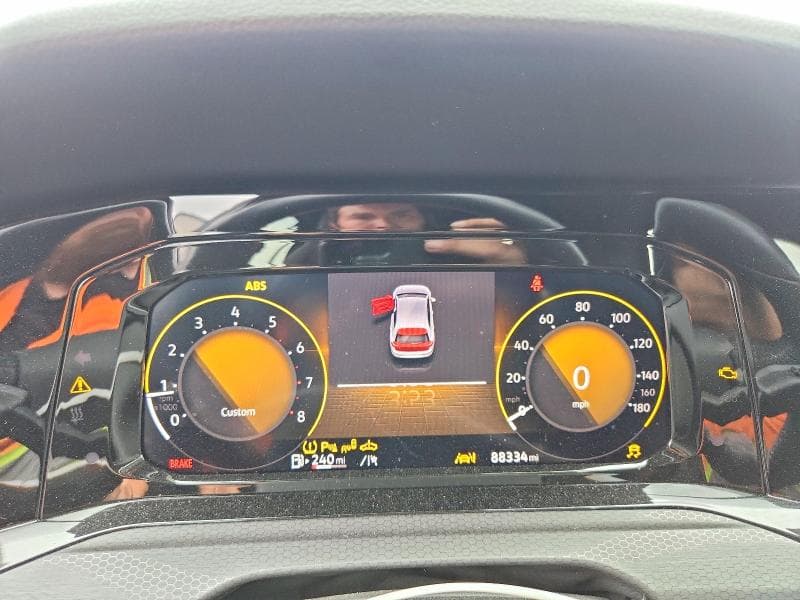 2022 VOLKSWAGEN GTI SE 9