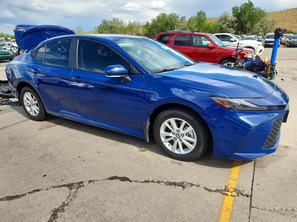 2025 TOYOTA CAMRY LE 4