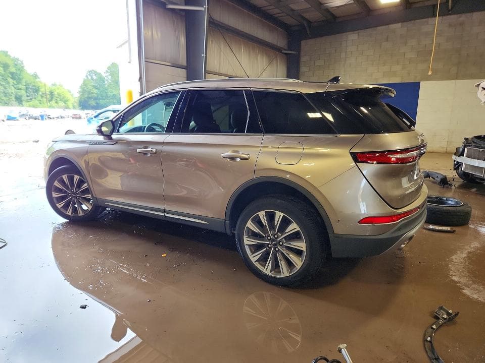 2020 LINCOLN CORSAIR RESERVE 2