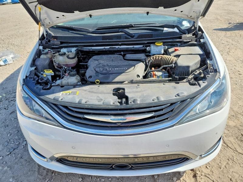 2018 CHRYSLER PACIFICA HYBRID LIMITED 12