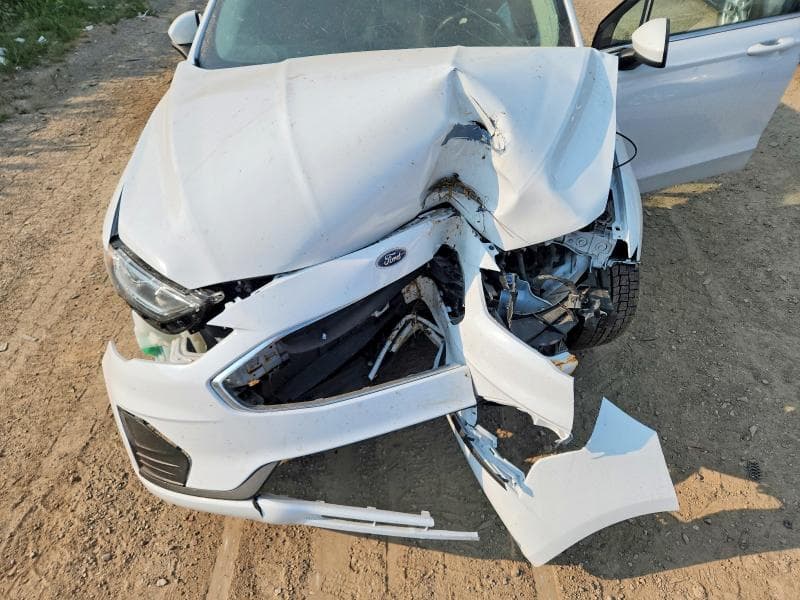 2020 FORD FUSION SE 11