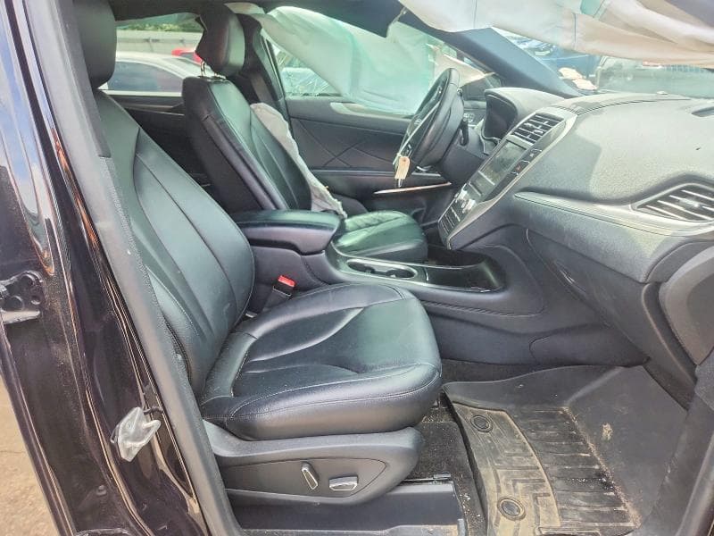 2019 LINCOLN MKC 7