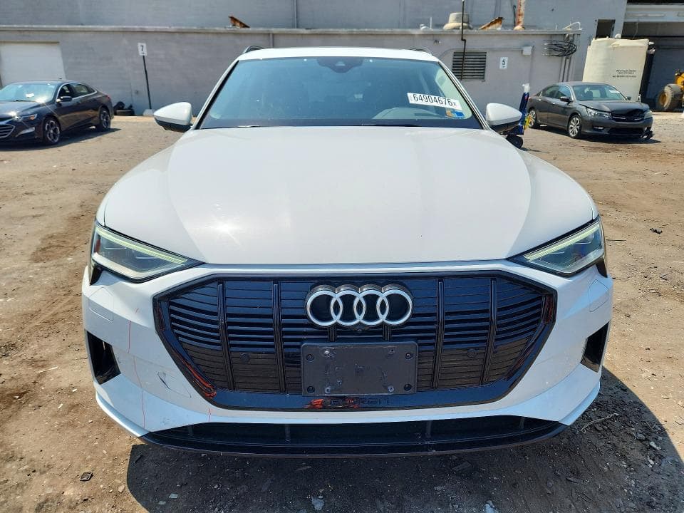 2021 AUDI E-TRON PREMIUM PLUS 5