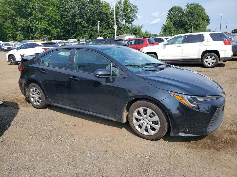 2026 TOYOTA COROLLA LE 4