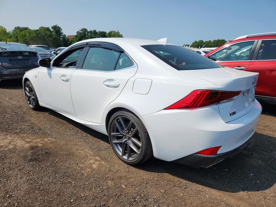 2018 LEXUS IS 300 2