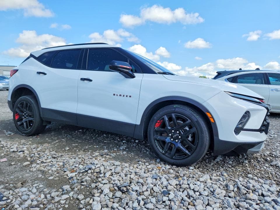 2024 CHEVROLET BLAZER 2LT 4