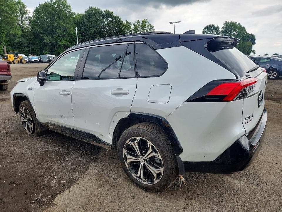 2024 TOYOTA RAV4 PRIME XSE 2