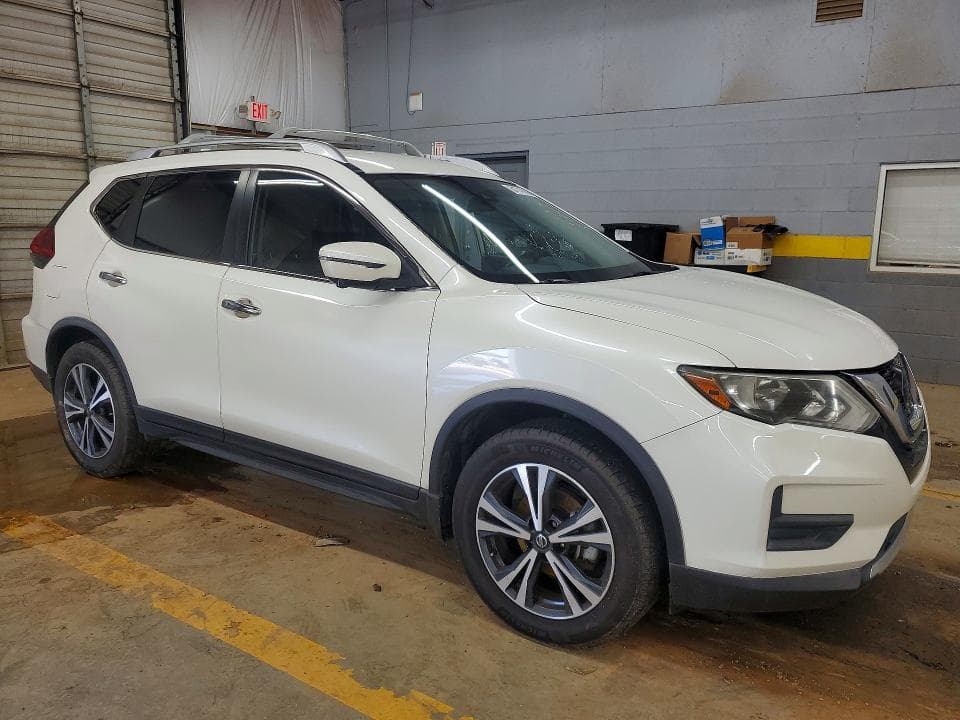 2020 NISSAN ROGUE SV 4