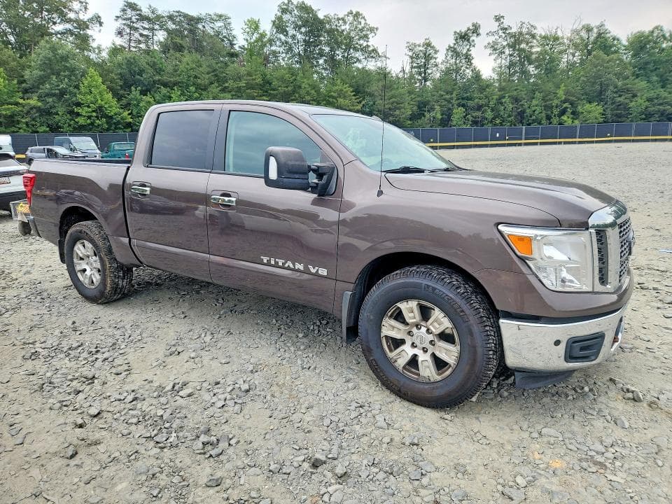 2018 NISSAN TITAN SV 4
