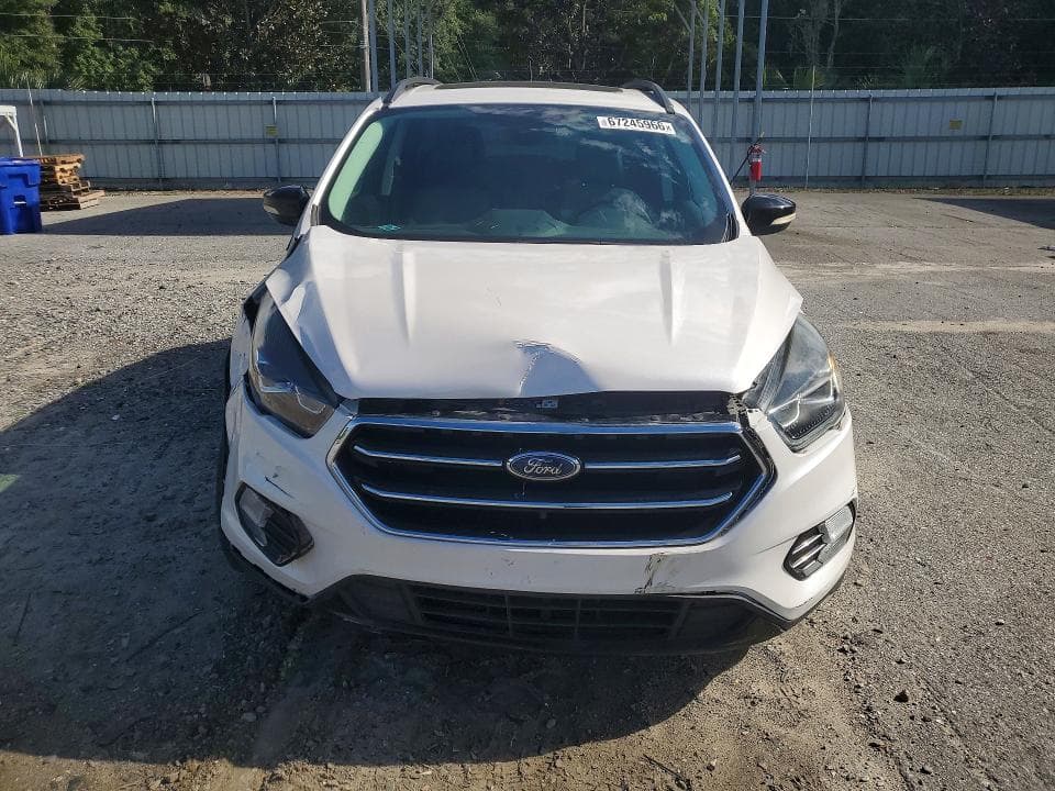 2017 FORD ESCAPE TITANIUM 5
