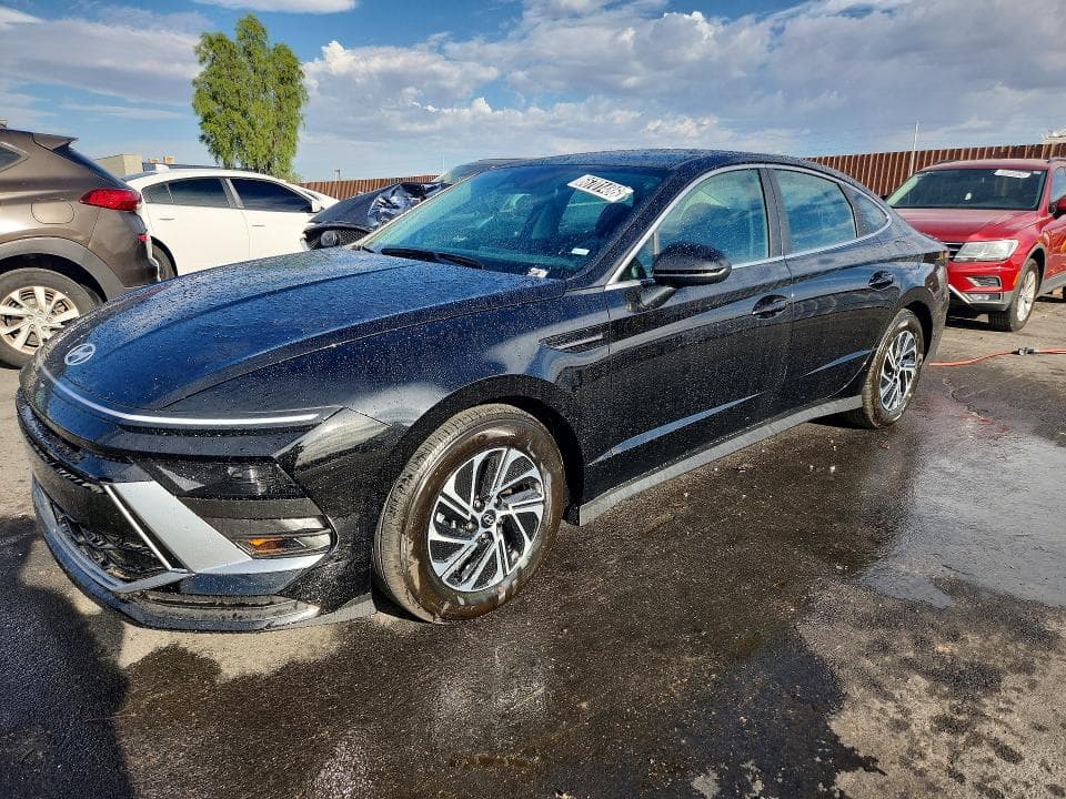 2026 HYUNDAI SONATA HYBRID BLUE