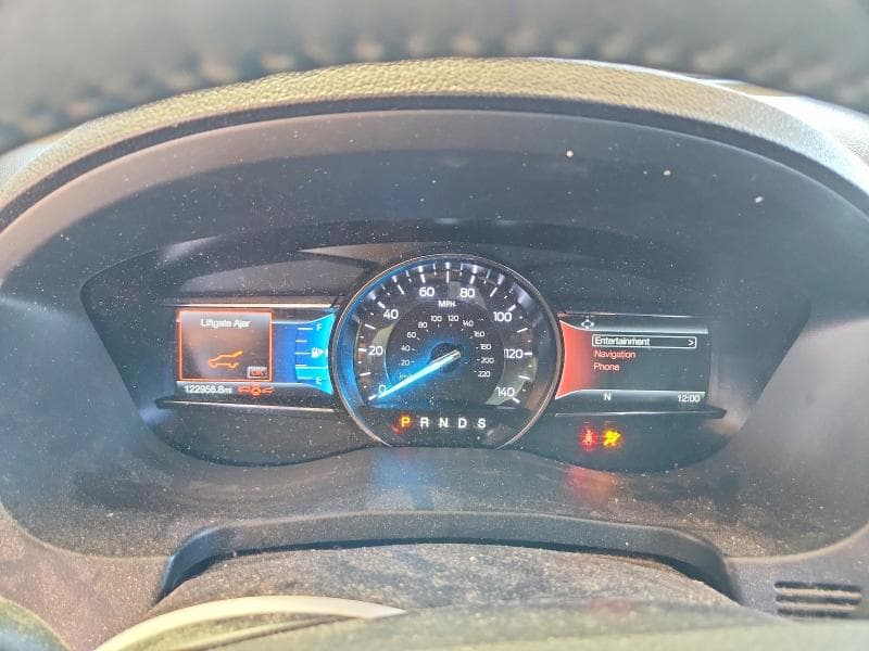 2019 FORD EXPLORER XLT 9