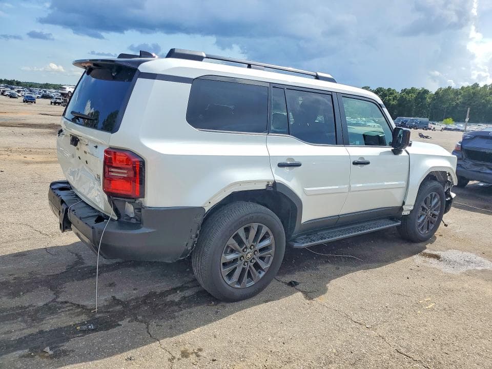2024 TOYOTA LAND CRUISER BASE 3