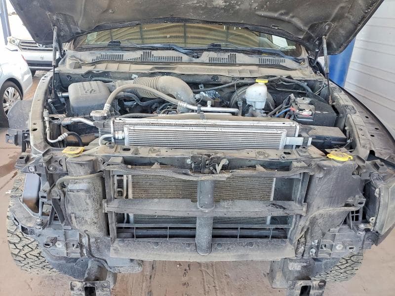 2022 RAM 1500 CLASSIC SLT 11