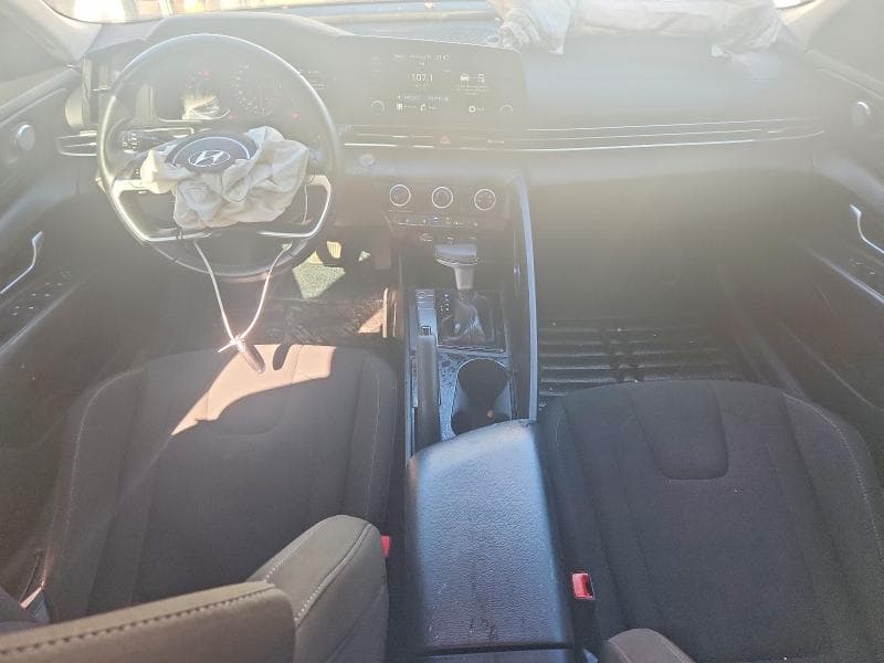 2021 HYUNDAI ELANTRA SEL 8